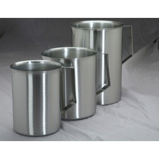 Medline # DYND052W - PITCHER, SS, 2 QT, 5.0625 X 6.5, 4 EA/CS