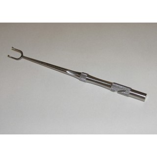 Medline # MDG3969131 - HOOK, SELF RETAINING, DOUBLE, 11MM, 6