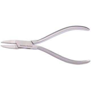 Medline # MDS3357101 - PLIERS, FLAT-NOSE, S / A, 4MM-WIDE, 5.5